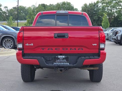 Used 2019 Toyota Tacoma SR AWD/4WD image 18