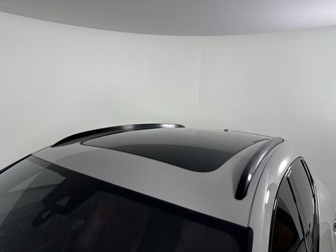 Certified 2023 Porsche Macan S w/ Premium Package Plus AWD/4WD image 17