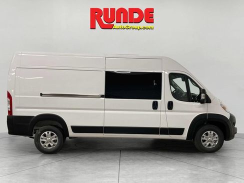 Used 2025 RAM ProMaster 3500 w/ Quick Order Package 22G SLT FWD image 6