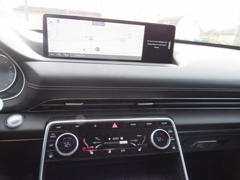 Used 2024 Genesis GV80 2.5T image 37