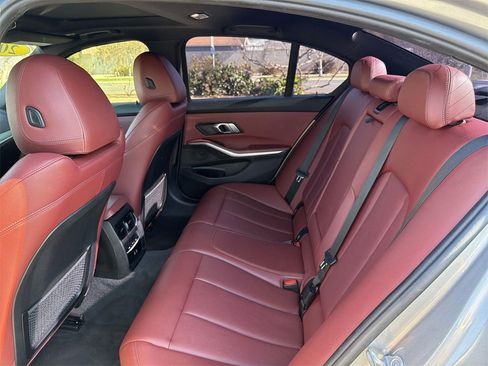 Used 2022 BMW M340i w/ Driving Assistance Package image 26