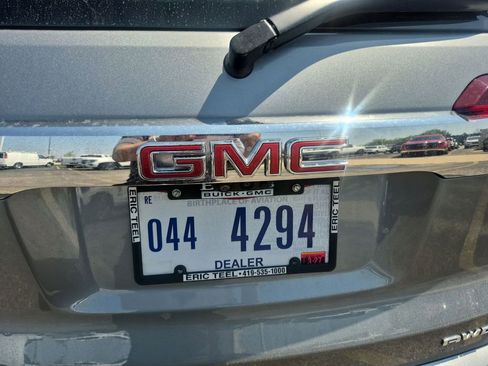 Used 2023 GMC Acadia Denali w/ Denali Ultimate Package AWD/4WD image 34