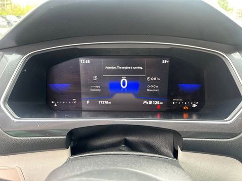 Used 2022 Volkswagen Tiguan SE FWD image 35