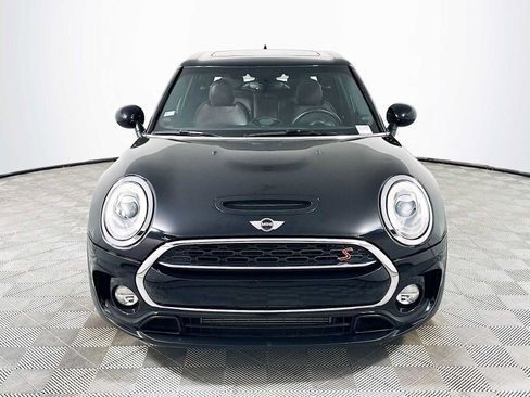 Used 2017 MINI Cooper Clubman S image 2