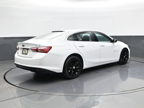 Used 2020 Chevrolet Malibu LT FWD image 5