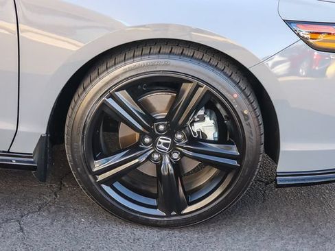 Used 2024 Honda Accord Sport image 8