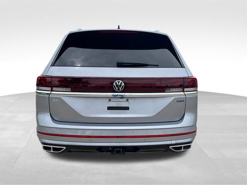 Used 2025 Volkswagen Atlas SEL Premium R-Line AWD/4WD image 5