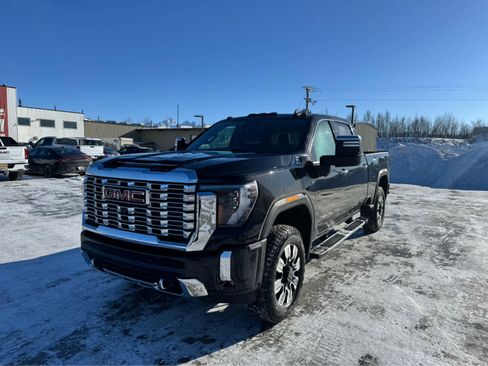 Certified 2025 GMC Sierra 2500 Denali image 1