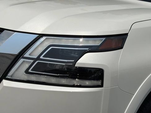 Used 2023 Nissan Armada SL w/ Cargo Package RWD image 12