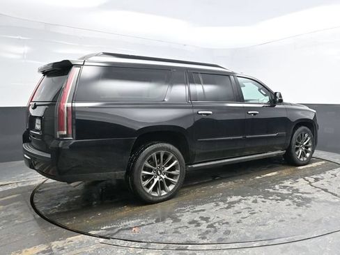 Used 2020 Cadillac Escalade ESV Platinum w/ Escalade Sport Edition AWD/4WD image 8