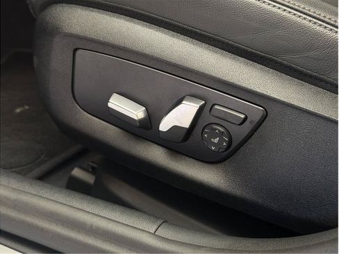 Used 2023 BMW 530e w/ M Sport Package RWD image 16