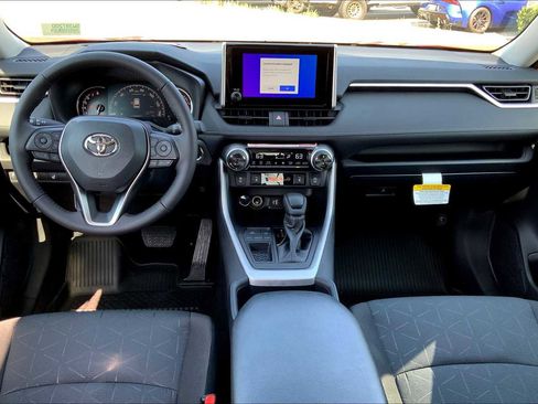 New 2025 Toyota RAV4 XLE image 5