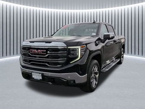 Certified 2022 GMC Sierra 1500 SLT w/ SLT Premium Plus Package AWD/4WD image 13