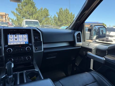 Used 2017 Ford F150 Lariat w/ Equipment Group 502A Luxury AWD/4WD image 25