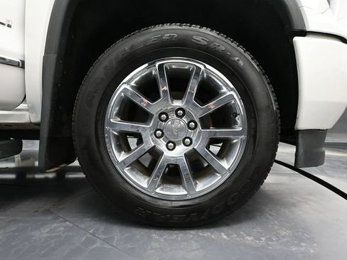 Used 2018 GMC Sierra 1500 Denali AWD/4WD image 17