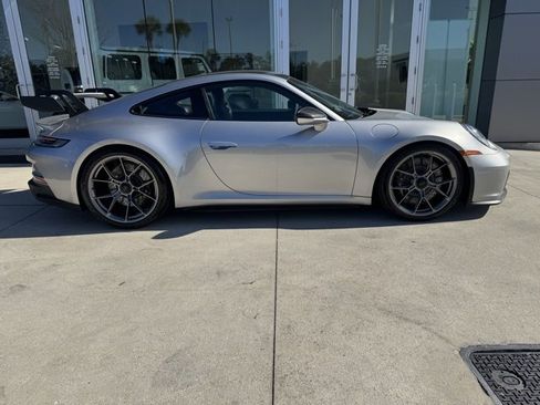 Used 2022 Porsche 911 GT3 image 18