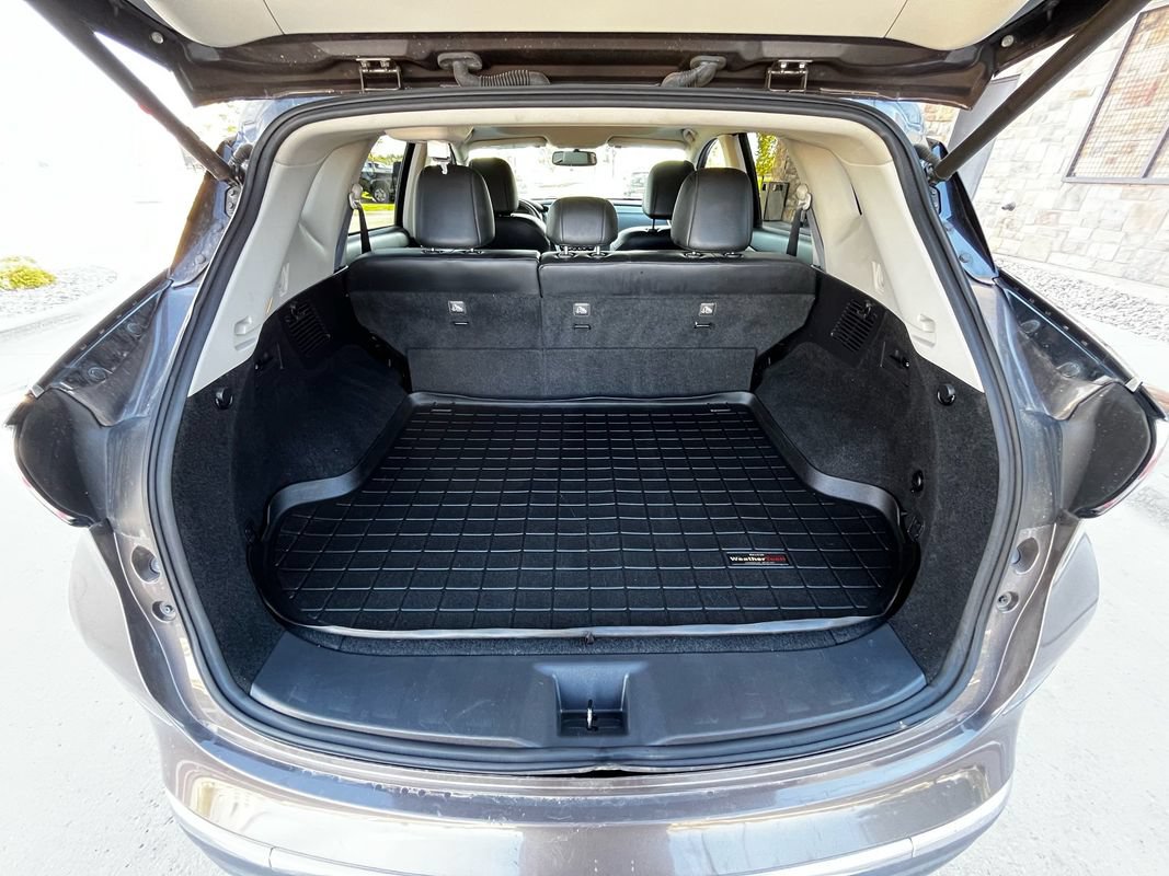 Used 2016 Nissan Murano Platinum w/ Platinum Technology Package FWD image 16