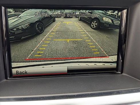 Used 2014 Mercedes-Benz GL 450 4MATIC image 16