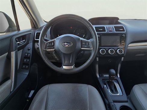 Used 2016 Subaru Forester 2.5i Touring w/ Popular Package #2 image 4