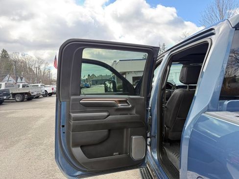 Used 2024 Chevrolet Silverado 2500 High Country w/ Technology Package image 24