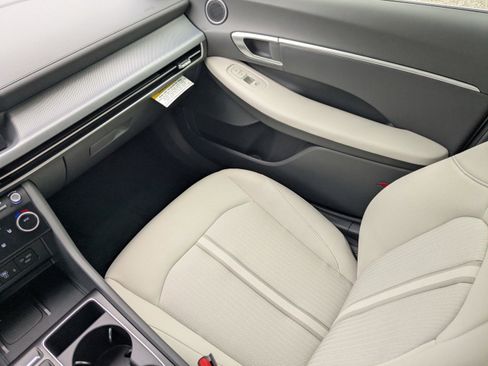 New 2026 Hyundai Sonata SEL FWD image 19