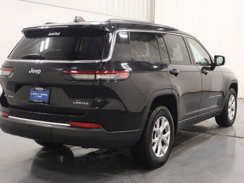 Certified 2022 Jeep Grand Cherokee L Limited AWD/4WD image 9