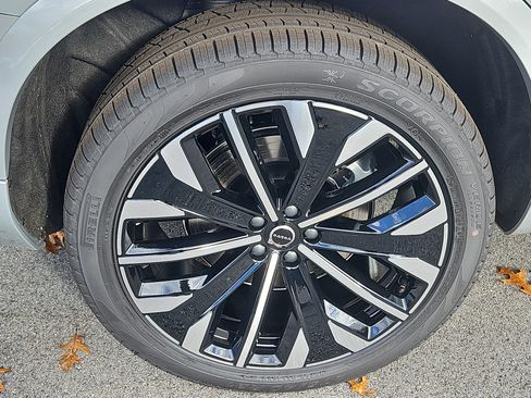 New 2026 Volvo XC90 T8 Plus image 19