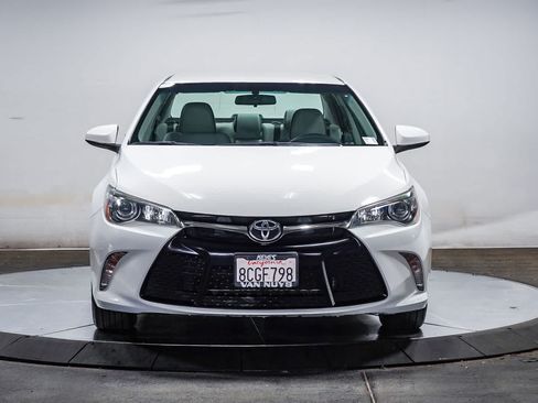 Used 2017 Toyota Camry SE FWD image 6