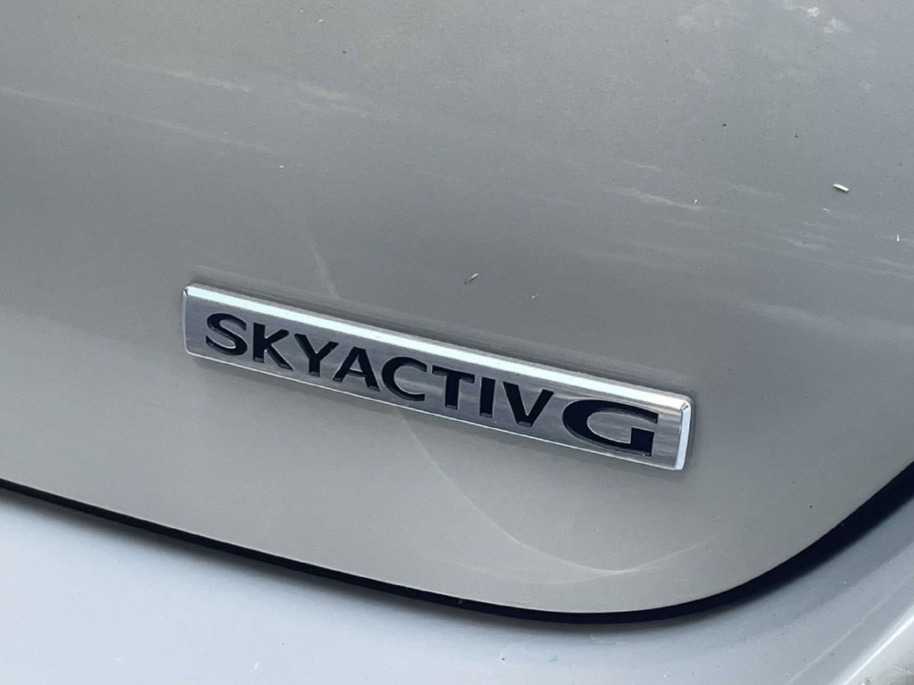 Used 2025 MAZDA MAZDA3 s FWD image 8