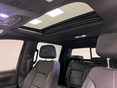 Used 2023 Chevrolet Silverado 1500 High Country w/ High Country Premium Package image 38