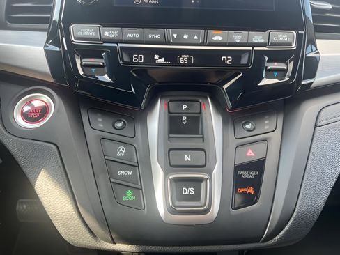 Certified 2023 Honda Odyssey Sport image 18