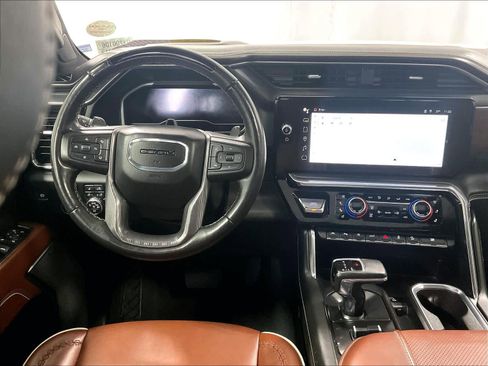 Used 2023 GMC Sierra 1500 Denali Ultimate image 17