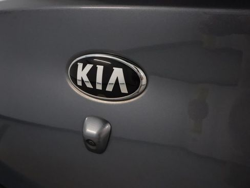 Used 2019 Kia Rio S FWD image 9