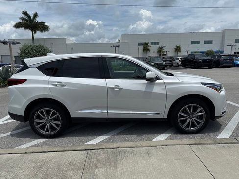 Used 2023 Acura RDX FWD w/ Technology Package image 6