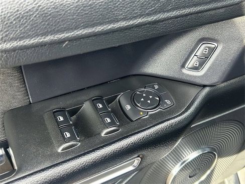 Used 2020 Ford Expedition XLT w/ Cargo Package image 23