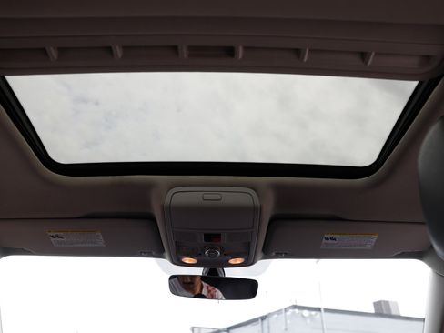 Used 2018 Volkswagen Passat 2.0T SE image 23