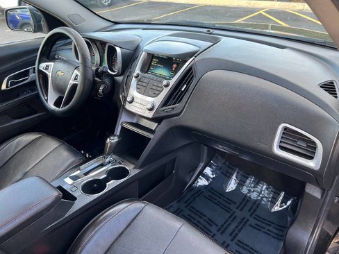 Used 2017 Chevrolet Equinox LT w/ Midnight Edition image 28