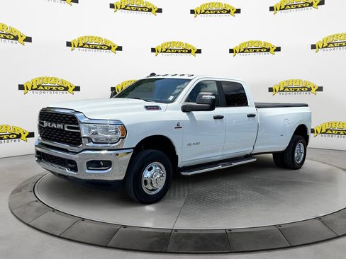 Used 2024 RAM 3500 Big Horn AWD/4WD image 1