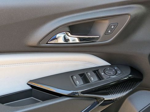 New 2026 Chevrolet Trax LT w/ Driver Confidence Package image 8