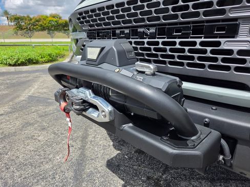 Used 2024 Ford Bronco Everglades AWD/4WD image 8
