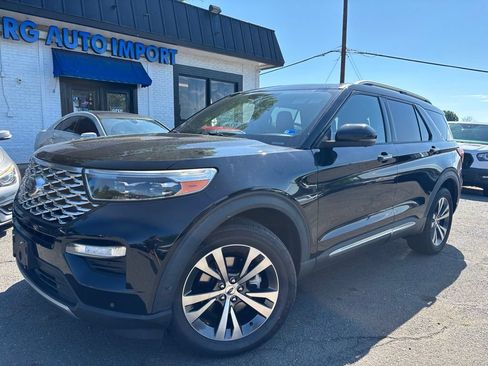Used 2020 Ford Explorer Platinum w/ Premium Technology Package AWD/4WD image 2
