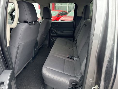 Used 2022 Nissan Frontier S w/ Technology Package image 16