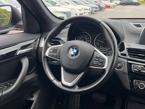 Used 2018 BMW X1 sDrive28i FWD image 17