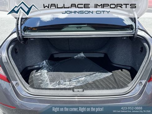 Used 2018 Honda Accord EX image 42