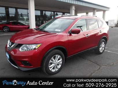Used 2016 Nissan Rogue SV w/ SV Premium Package