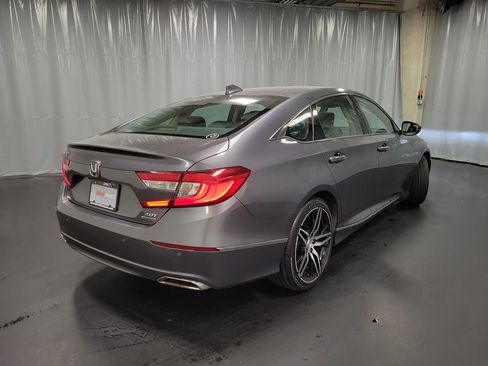Used 2022 Honda Accord Touring image 8