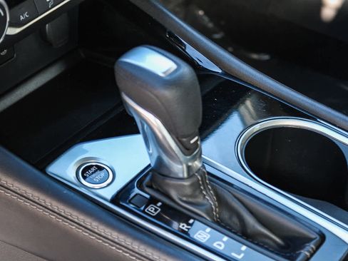 Used 2023 Nissan Altima 2.5 SV image 19