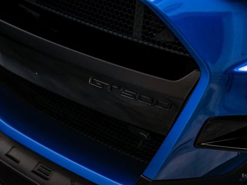 Used 2021 Ford Mustang Shelby GT500 w/ Carbon Fiber Track Pack image 32