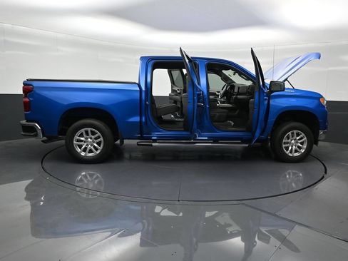 Used 2022 Chevrolet Silverado 1500 LT RWD image 32