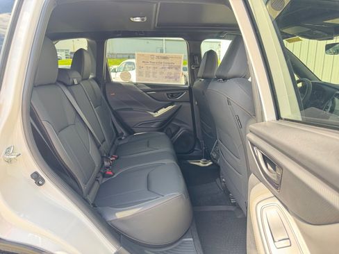Used 2025 Subaru Forester Wilderness w/ Convenience Package image 23